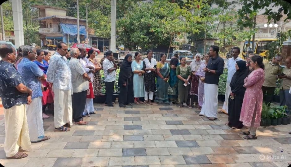 ന്യൂ മാഹി ഗ്രാമപഞ്ചായത്ത് കുറ്റി കുരുമുളക് തൈകൾ വിതരണം ചെയ്തു