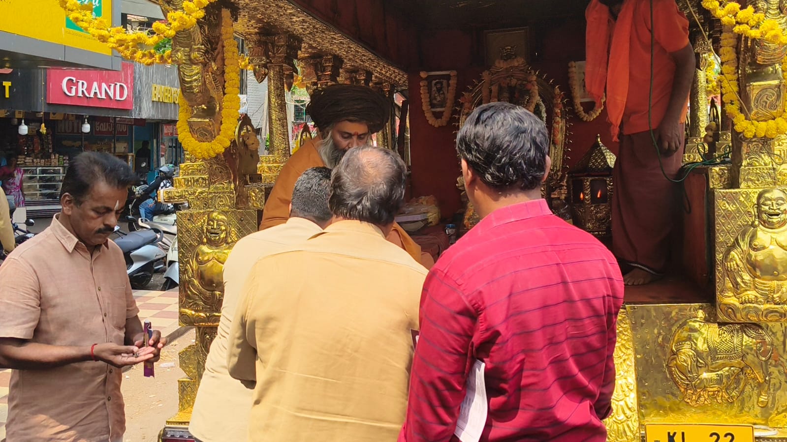 ശ്രീരാമനവമി രഥയാത്രയ്ക്ക് മാഹിയിൽ സ്വീകരണം