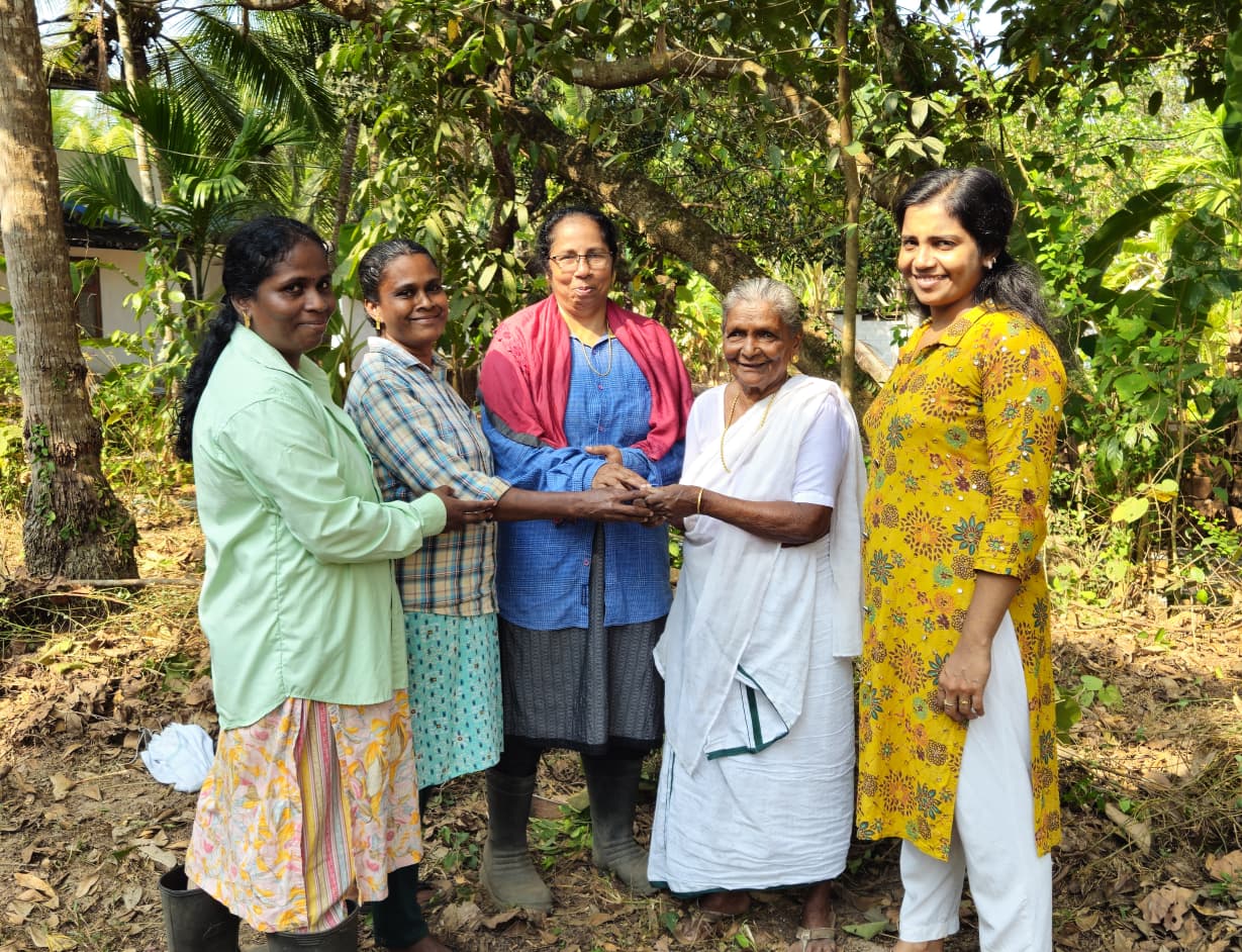 തൊഴിലുറപ്പ് തൊഴിലാളികൾ മാതൃകയായി