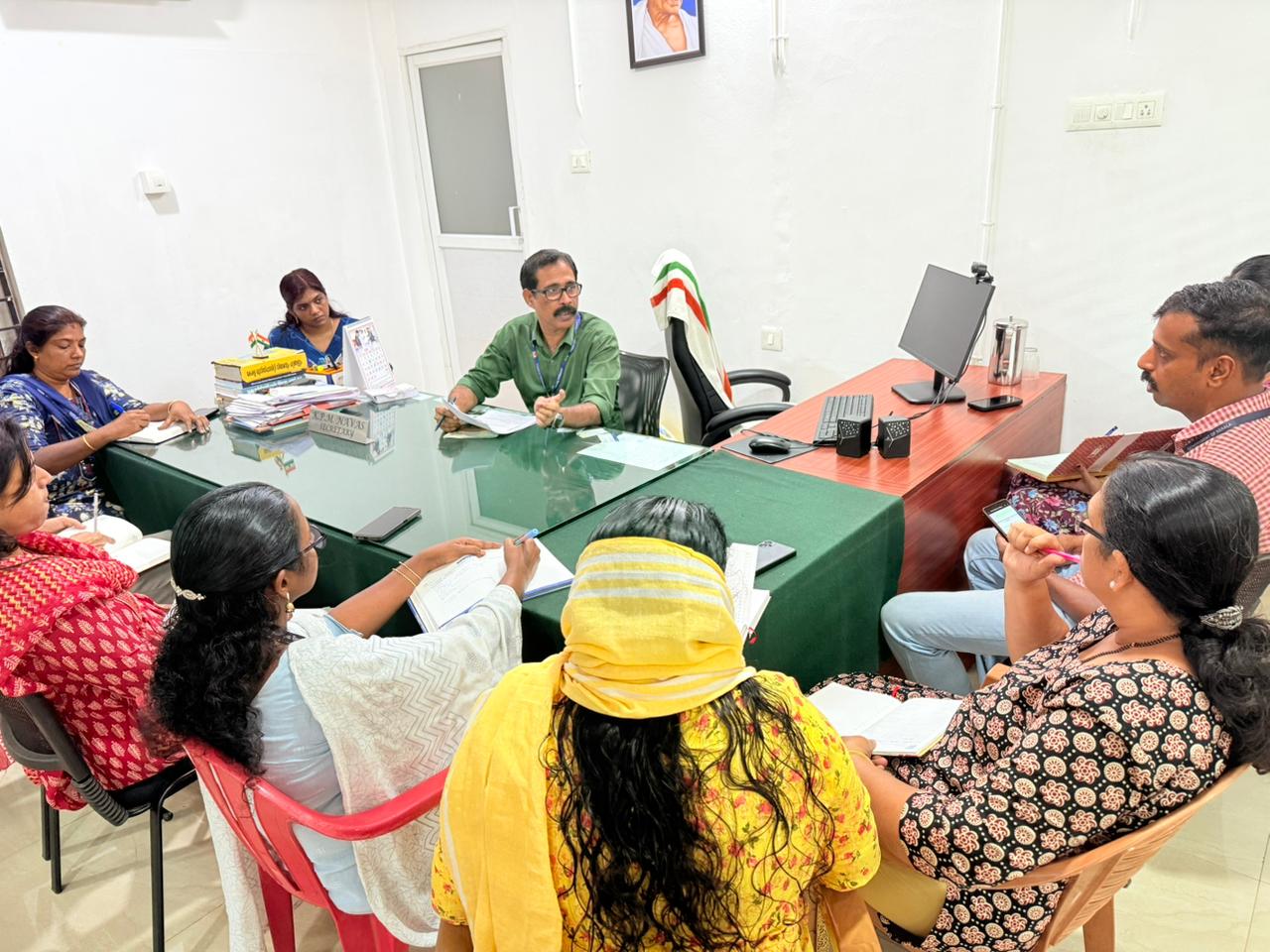 2026 – നിയമസഭ തെരഞ്ഞെടുപ്പിൽ ബേപ്പൂർ നിയോജകമണ്ഡലത്തിൽ ഫറോക്ക് മുനിസിപ്പാലിറ്റിൽ ഹരിതചട്ടം കർശനമാക്കുവാൻ ഉദ്യോഗസ്ഥൻമാരുടെ യോഗം ചേർന്നു:-