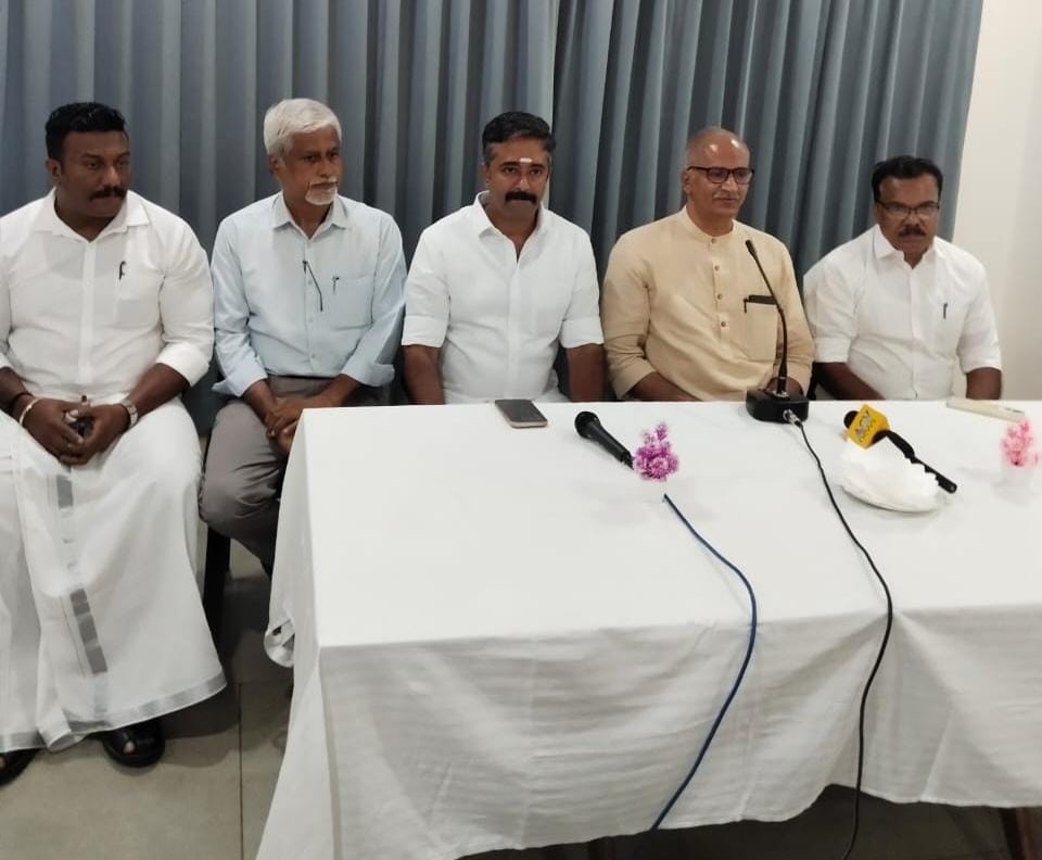 ജനസേവനം എൻഡിഎ സഖ്യത്തിൻ്റെ മുദ്രാവാക്യം: മാഹിയിൽ മത്സരിക്കുന്ന മറ്റു മുന്നണികൾ വൈരുദ്ധ്യങ്ങളുടെ കൂടാരം  സി .സദാനന്ദൻ മാസ്റ്റർ എം.പി.