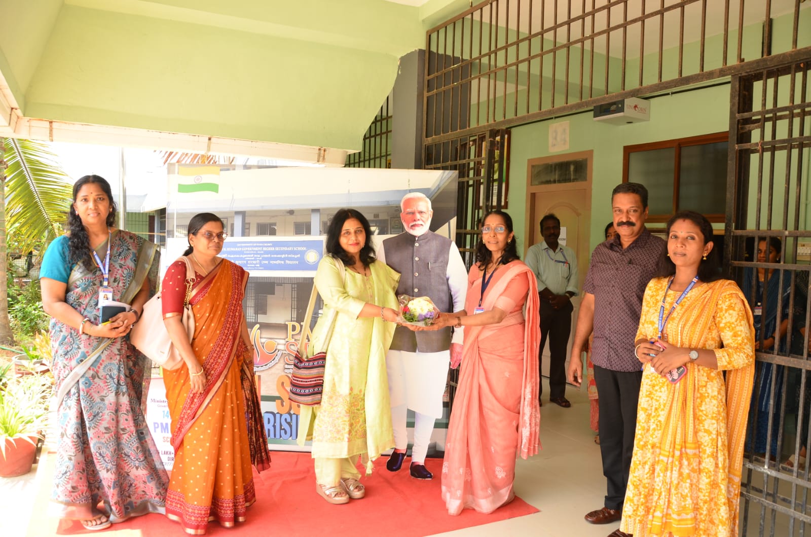 കേന്ദ്ര ആരോഗ്യ കുടുംബ ക്ഷേമ മന്ത്രാലയം ജോ. സെക്രട്ടറി മീര ശ്രീവാസ്തവ പിഎംശ്രീ ഐ കെ കുമാരൻ ഗവ. ഹയർ സെക്കൻഡറി സ്കൂൾ സന്ദർശിച്ചു