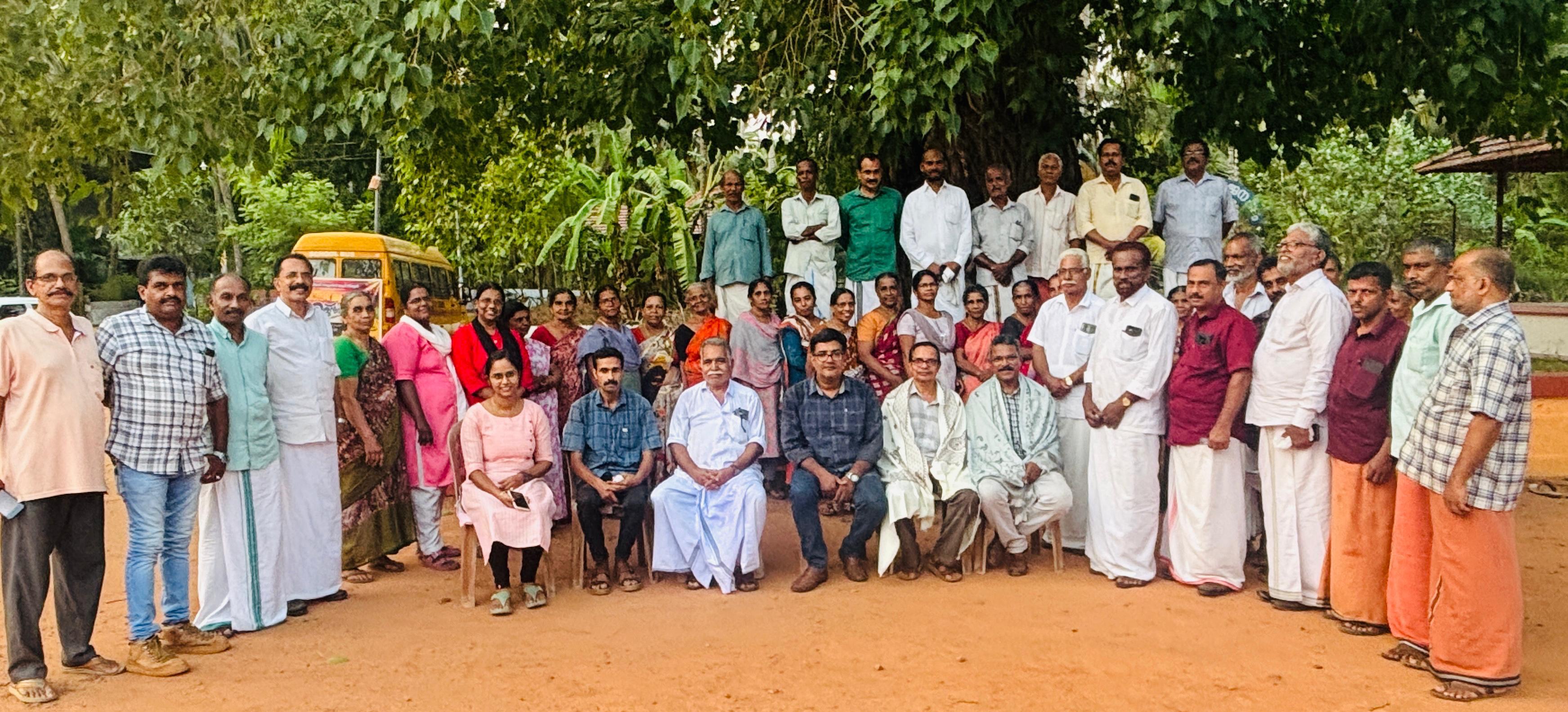 യാത്രയയപ്പ് നൽകി