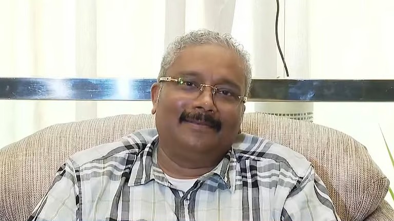 നാലു ദിവസത്തേക്കുള്ള ഈ ഉത്തരവ് ചവറ്റു കുട്ടയിലേക്കു പോവും, കോടതിയിലേക്ക് ഓടാനില്ല: ബി അശോക്