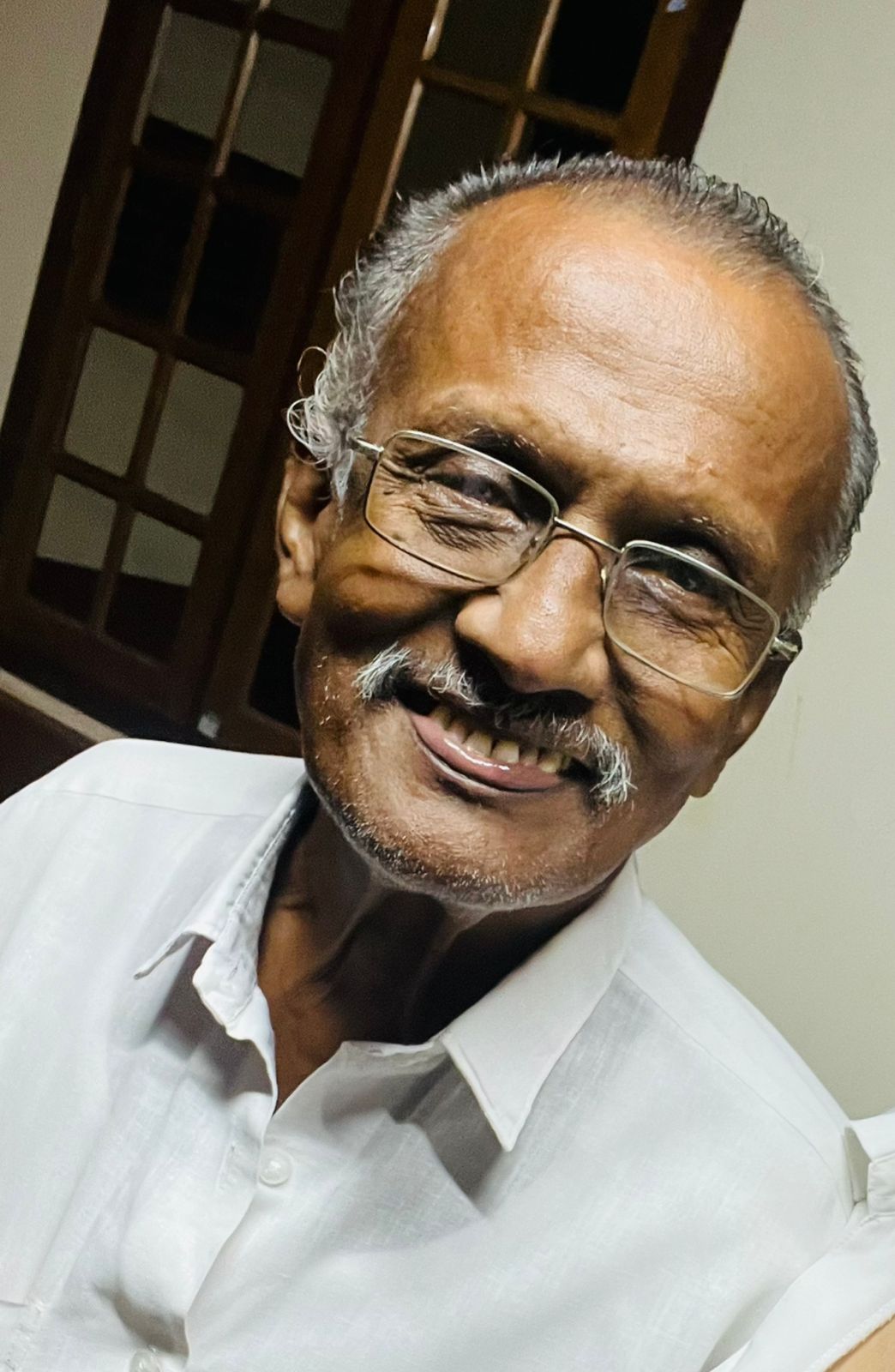 കുഞ്ഞികൃഷ്ണൻ സറാപ്പ് അന്തരിച്ചു.