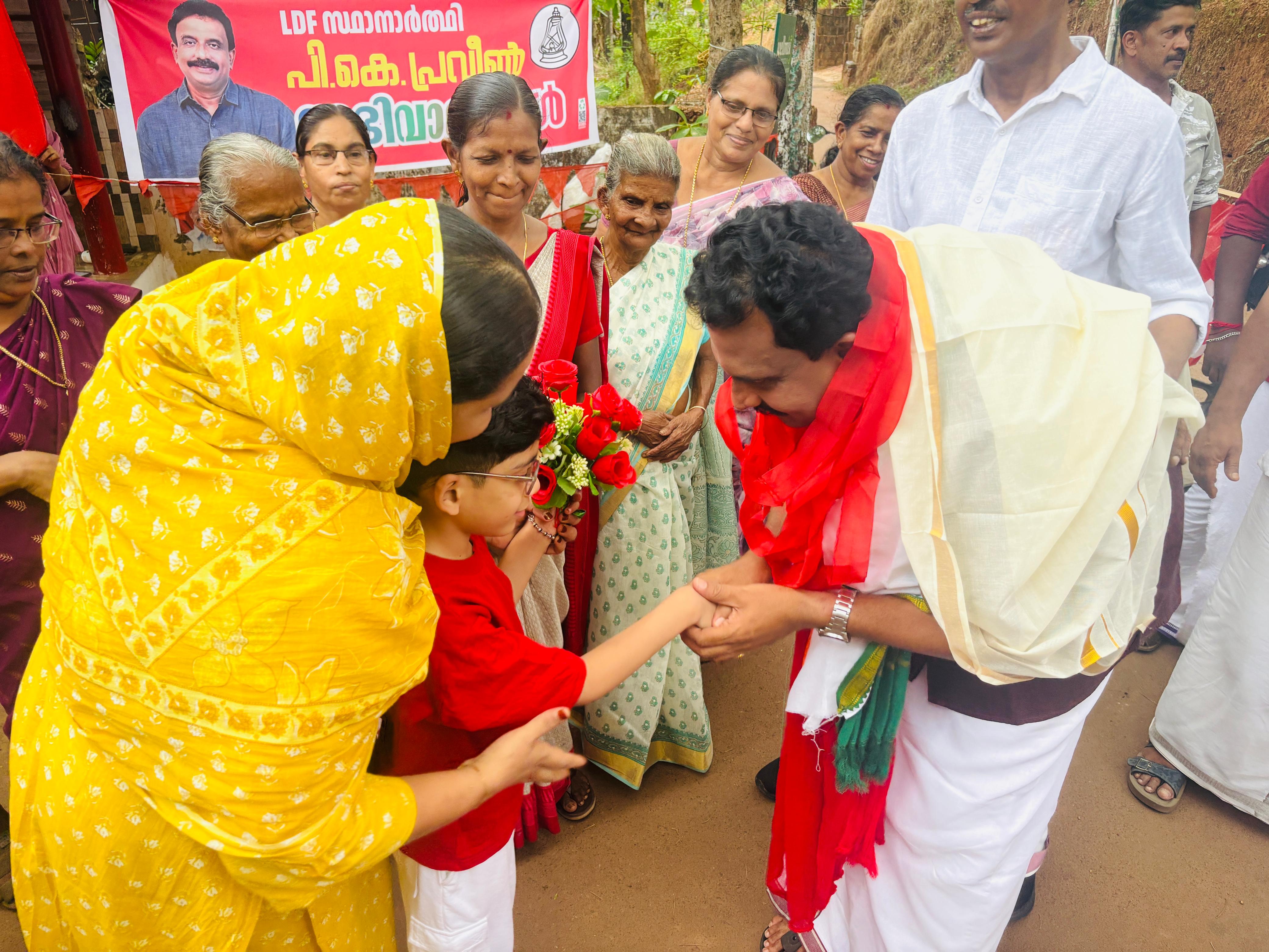 പി.കെ പ്രവീൺ  വോട്ടർമാർക്ക് നന്ദി പ്രകാശിപ്പിച്ചു