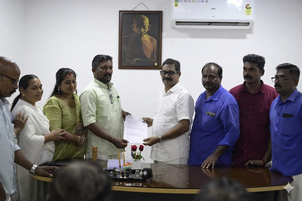 മാഹിയിൽ മണ്ണ് പരിശോധനാ കേന്ദ്രം സ്ഥാപിക്കണം: കർഷകസംഘം നിവേദനം നൽകി
