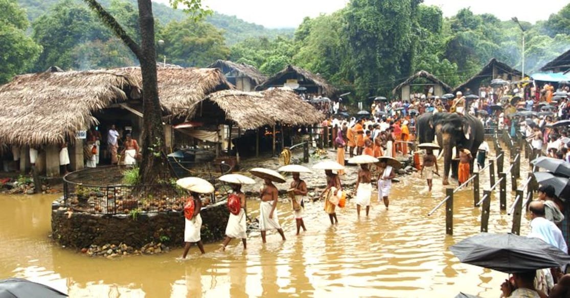 കൊട്ടിയൂരിൽ തീർഥാടക പ്രവാഹം