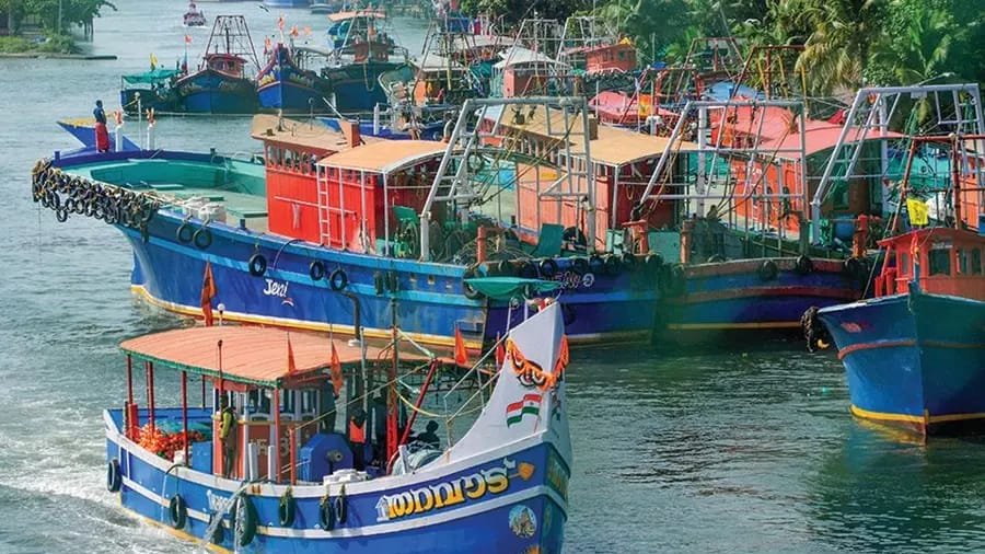 സംസ്ഥാനത്ത് ട്രോളിങ് നിരോധനം ഇന്ന് അർധരാത്രി മുതൽ; ലംഘിച്ചാൽ കടുത്ത നടപടി