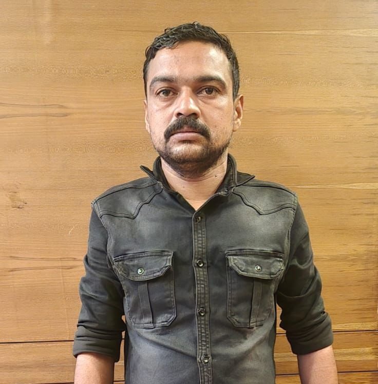 ഓപ്പറേഷൻ തൂഫാൻ: തലശ്ശേരിയിൽ എംഡിഎംഎയുമായി കൈനാട്ടി സ്വദേശിയായ യുവാവ് പിടിയിൽ.