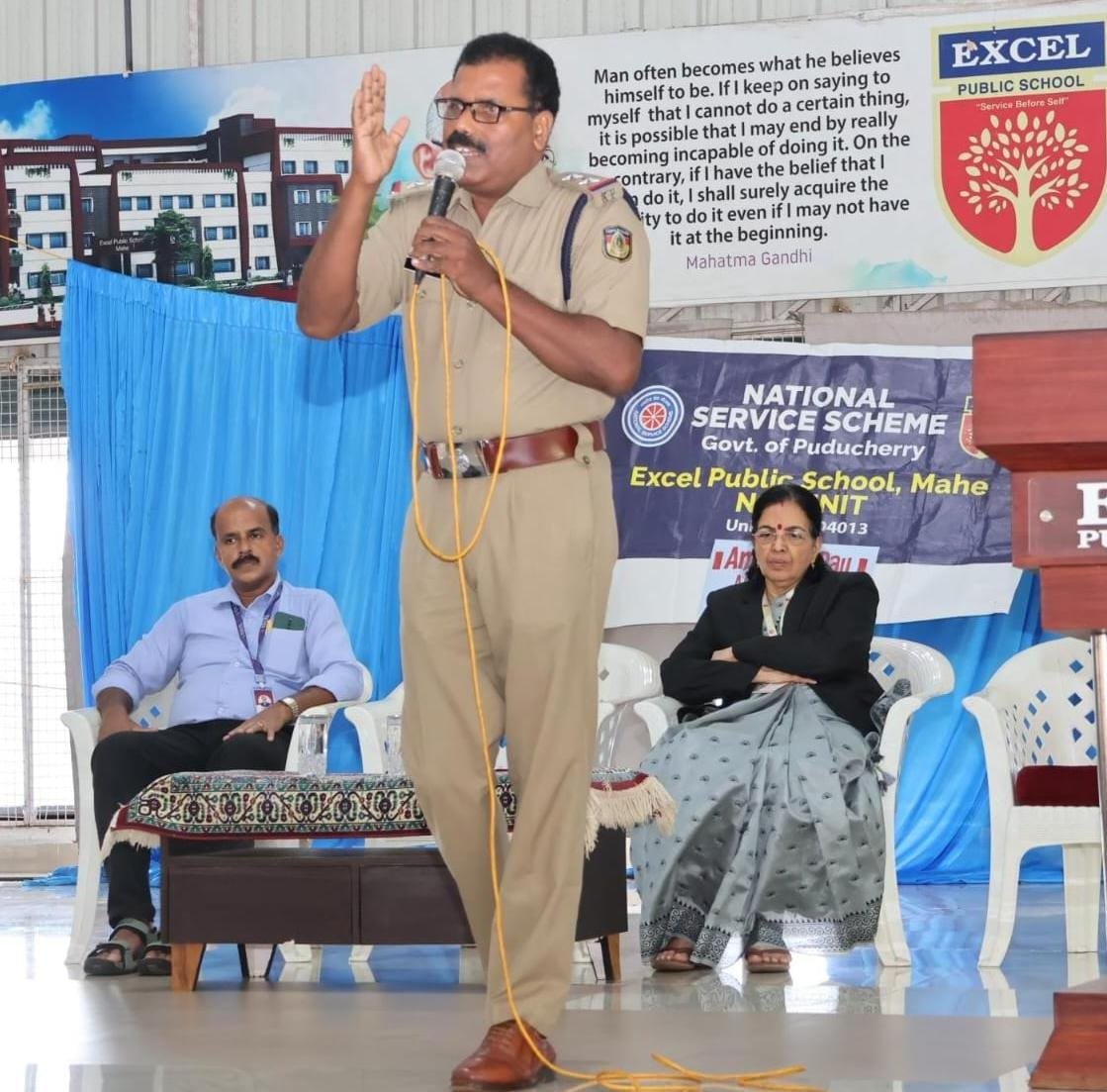 എക്സൽ സ്കൂൾ: ലഹരിവിരുദ്ധ ബോധവൽക്കരണം നടത്തി