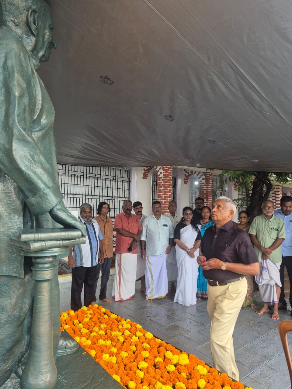 എ.പി.കുഞ്ഞിക്കണ്ണനെ കലാഗ്രാമം അനുസ്മരിച്ചു.
