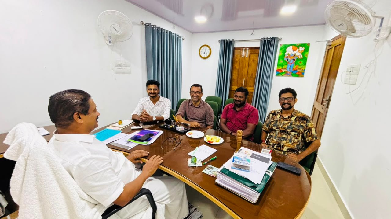 ജൻമദിനത്തിൽ മെഗാ രക്തദാന ക്യാമ്പുമായി മാഹി എം.എൽ.എ