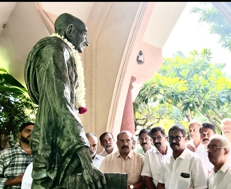 മയ്യഴി വിമോചന ദിനം: മാഹിയിൽ വിമോചനദിന റാലി നടത്തി
