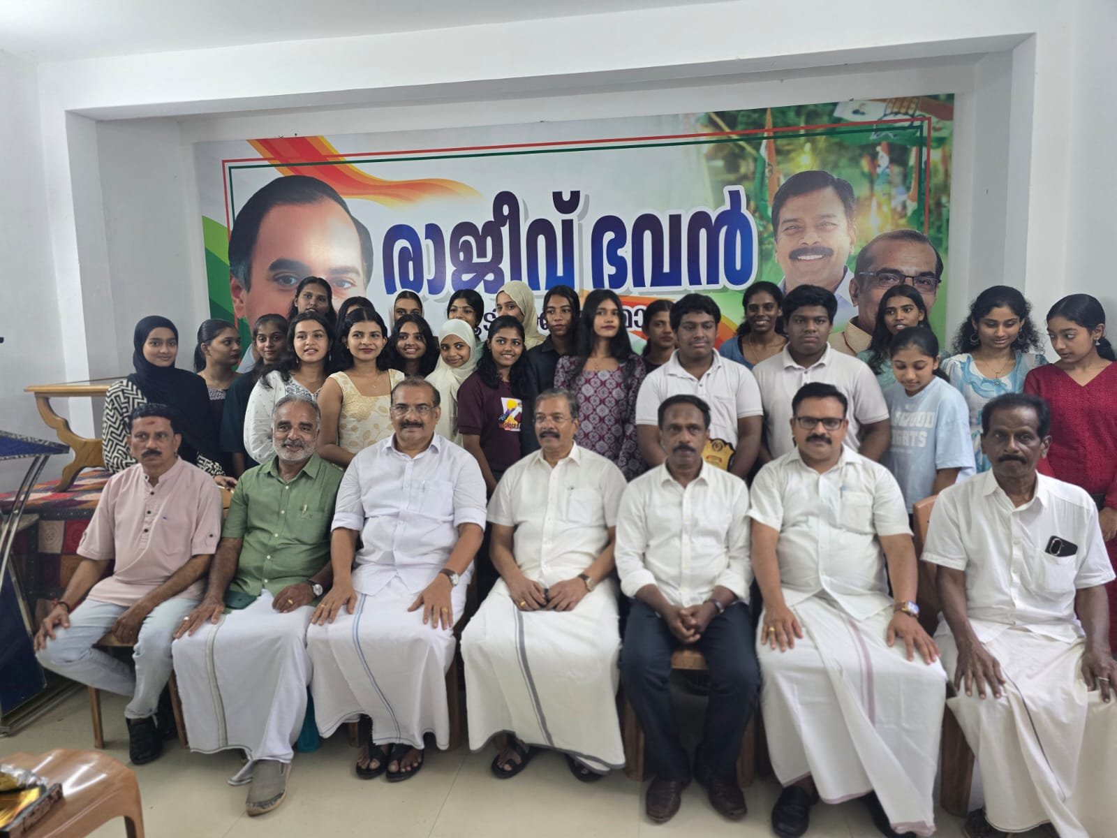 മാഹിയുടെ വിദ്യാഭ്യാസ രംഗത്തെ സമഗ്ര പുരോഗതിക്ക് കാരണം ഇന്ത്യൻ നാഷണൽ കോൺഗ്രസ് : ഇ. വത്സരാജ്.
