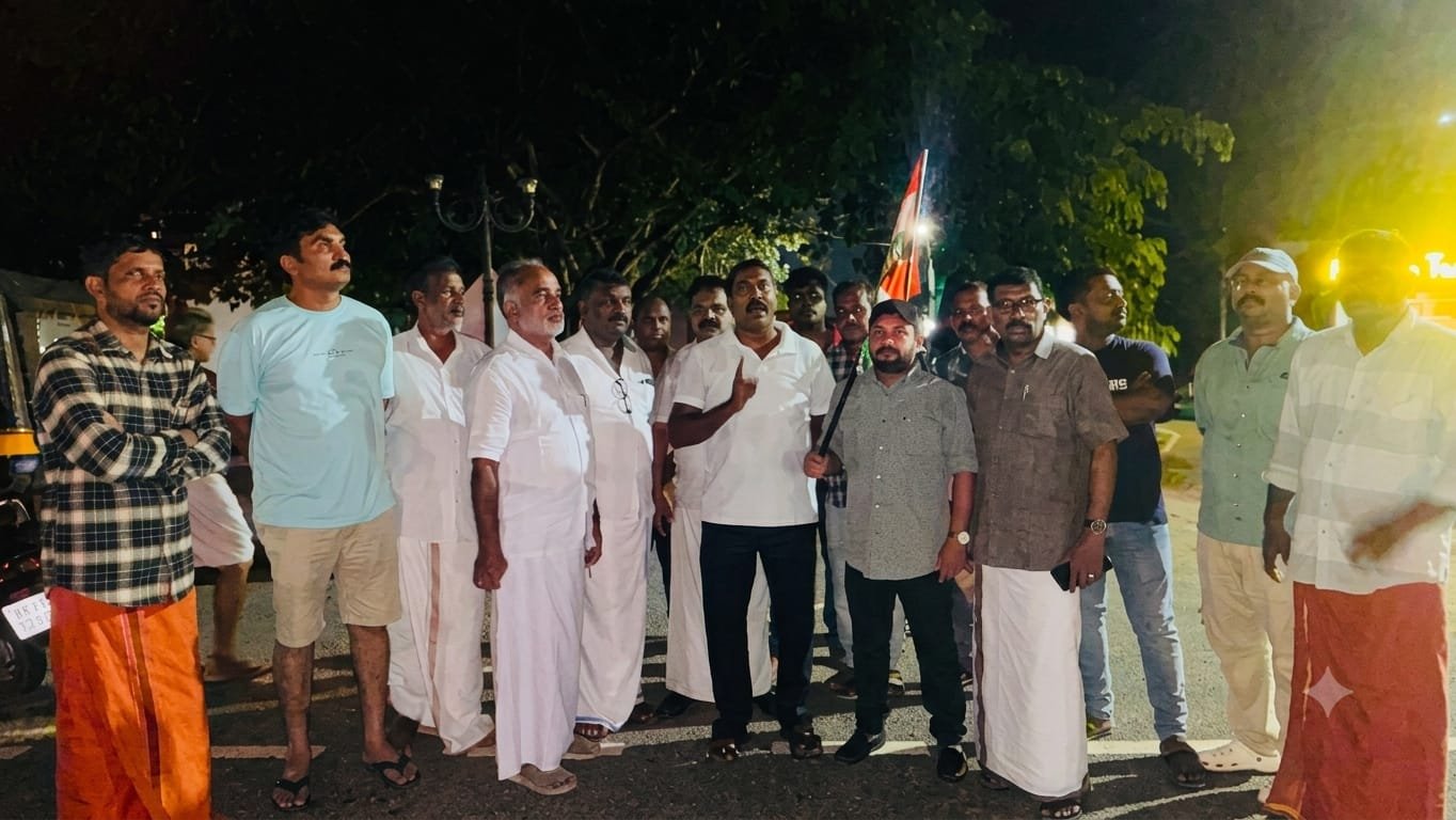 രാഹുൽ ഗാന്ധിയുടെ അറസ്റ്റിലും വിദ്യാർത്ഥി വേട്ടയിലും പ്രതിഷേധിച്ച് മാഹിയിൽ യൂത്ത് കോൺഗ്രസ് പ്രതിഷേധ പ്രകടനം നടത്തി