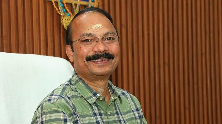 ശബരിമല സ്വര്‍ണക്കൊള്ള: പി എസ് പ്രശാന്ത് അറസ്റ്റിൽ