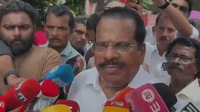 'അർജുൻ ആയങ്കി സിപിഎമ്മുകാരനല്ല; അയാളെ പിന്തുണയ്ക്കുന്നവർ പാർട്ടി പ്രവർത്തകരല്ല': തള്ളിപ്പറഞ്ഞ് ഇപി ജയരാജൻ