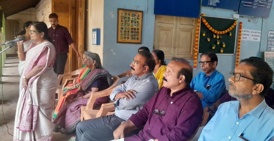 *മാഹി സി.ഇ.ഭരതൻ ഗവ.സ്കൂൾ: ഓണാഘോഷം വേറിട്ട കാഴ്ച്‌ചയായി*