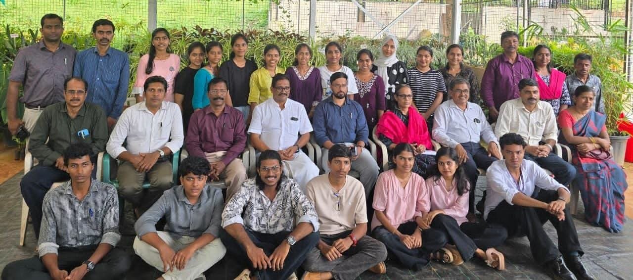 *മാഹി കോളേജിലെ ബോട്ടണി വിദ്യാർഥികളുടെ മൂന്നാഴ്ചത്തെ ഇന്റേൺഷിപ്പ് സമാപിച്ചു*