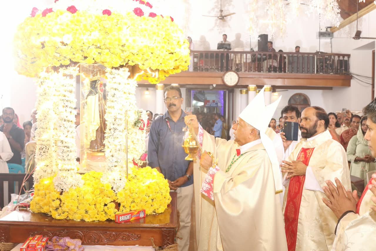 ഇന്ന്  റവ. ഫാദർ. ഡാനി ജോസഫ് ന്റെ മുഖ്യ കാർമ്മികത്വത്തിൽ ആഘോഷമായ ദിവ്യ ബലി