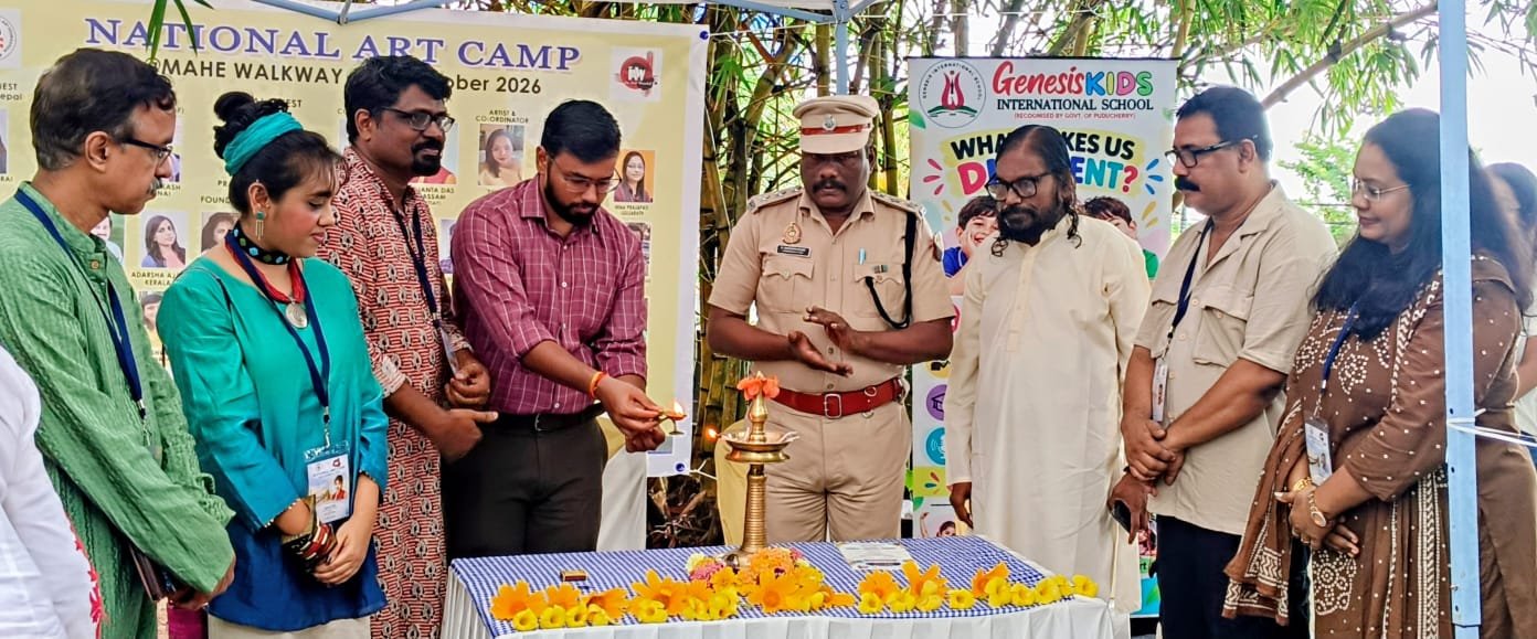 *അന്തർ ദേശീയ ചിത്രകലാ ക്യാമ്പ്: വർണ്ണാഭമായി മാഹിയിൽ സമാപിച്ചു*
